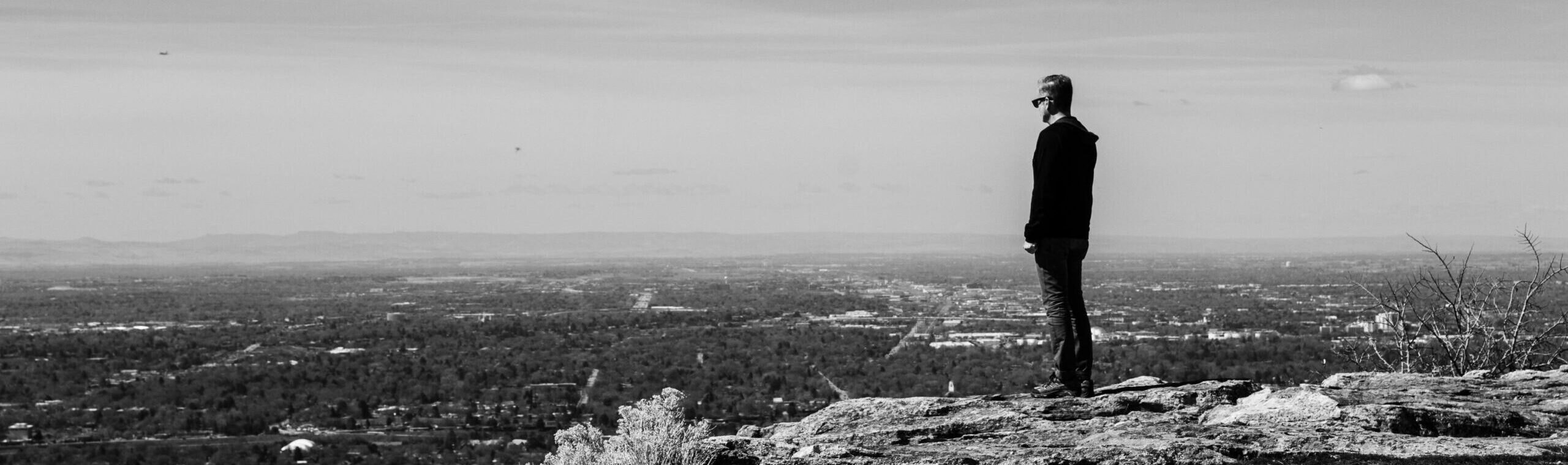pexels-brett-sayles-975271